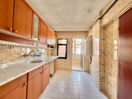 Çiftçioğullarından Site İçerisinde Asansörlü Katta 3+1 Fırsat Dairesi