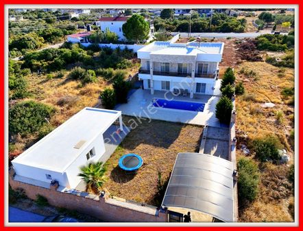 Didim Yeşiltepede Satılık Eşyalı 4+1 Villa