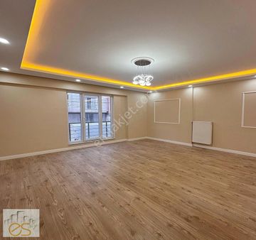 Beylikdüzü. Ufuk Caddesine Cephe Metrobüse 5dk 2+1 Arakat!