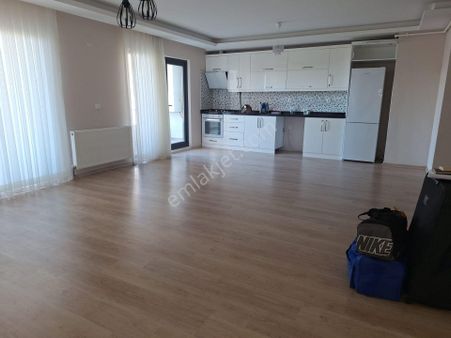 Yalova Çınarcık Çamlık'ta Kiralık 4+1 Yeni Dubleks Daire