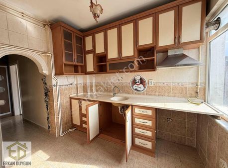 Körfez M.sinan Mahallesinde Kiralık 2+1 Ara Kat