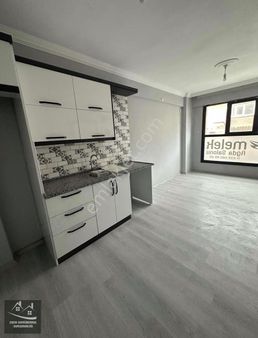 Çarşı Merkezde Satılık Ofis