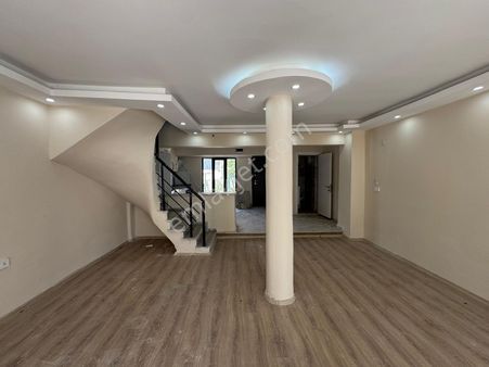 Beyaz Köyde Deniz Doğa Manzaralı 3+2 Villa