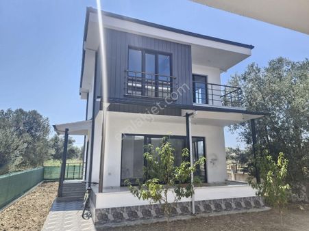 Gömeç Sahilde Muhteşem 3+1 Satılık Villa