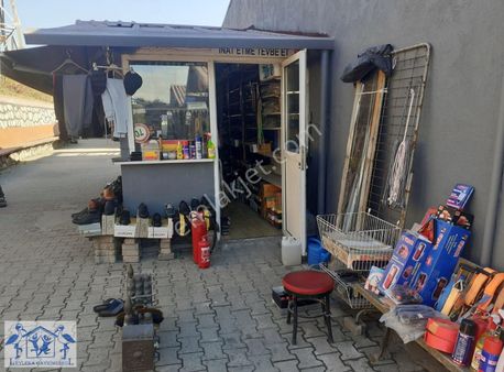 İstanbul Nakliyeciler Sitesi Ayakkabı Giyim Dükkanı