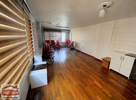 Yavuz Emlak / Beşiktaş Merkezde Masrafsız 1+0 Ofis