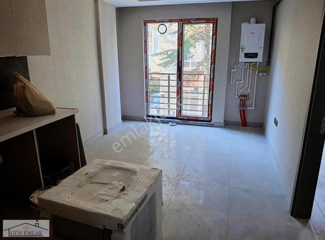 Gün Emlak'tan Gazi Emniyet Mah.yeni Bina'da 1+1 Giriş Kat Daire