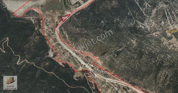 Babam Yapı'dan Göl Manzaralı Yolu Açılmış Tarla