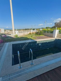 Kuşadası G.çamlı Davutlar Arası 4+1 Özel Havuzlu Müstakil Villa