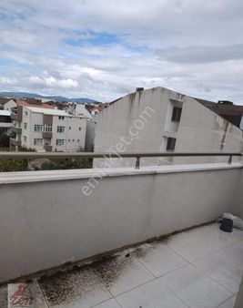 Bandırma Zen Emlaktan 5+1 Kiralık Dubleks Daire