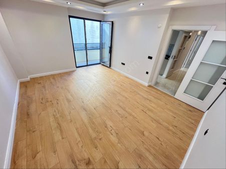 Vizyon Emlak'tan Bağlarbaşı Mh Merkezi Konumda Sıfır 2+1 Daire