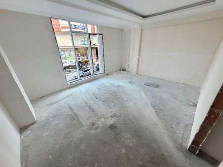 Üç Kardeşler'den 2+1 Sıfır Fırsat Daire Caddeye Cephe Ara Kat