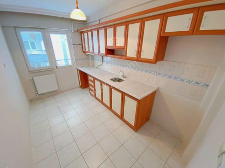 🌀gültaş Emlaktan Akçay Altınkumda Satılık 3+1 Ebeveyn Banyolu Barbeküllü Daire