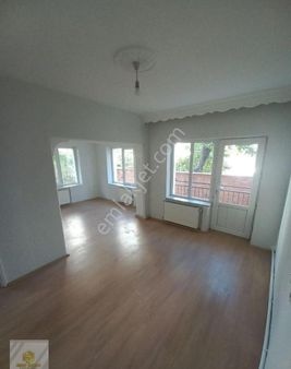 Kumlubel Mahallesinde Site İçinde Satılık 2+1 Daire