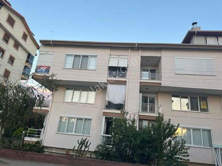 Merkezı Konumda Ayrı Mutfaklı 2+1 Eşyalı Daıre