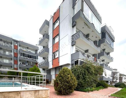 Havuzlu Sitede Doğalgazlı 3+1 Daire!