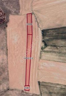 Akpınar'da 3 Tarla Yanyana