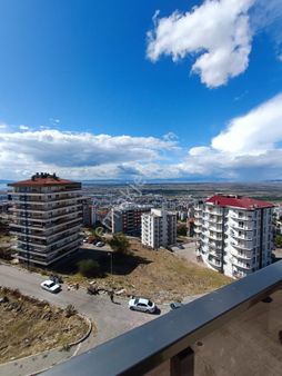 Çiğli Evka-5'te 3+1 Satılık Sıfır Daire