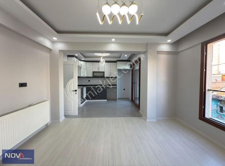 Nova'dan Dutluyola Çok Yakın Fırsat Fiyatlı 2+1 Satılık Daire