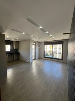 Konyaaltı Hurma Mah.lüx 2+1 Havuzlu Satılık Daire