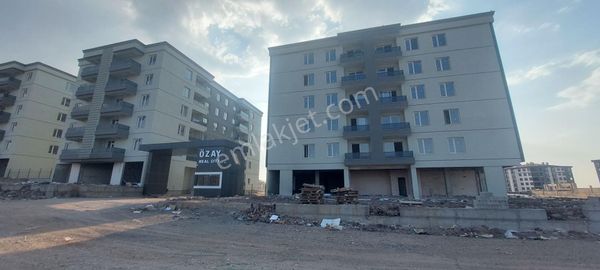 Şehir Hast Yakını Özay Real Cıty 1.etap Satılık 2+1 Köşe Daire