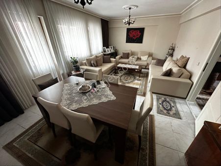 A L C Den Site İçi. Merkezi Konumda Salon Bağımsız 3+1 Satılık