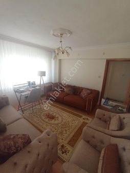 Yetimoğlu Emlaktan Cadde Üstü 3+1 Daire