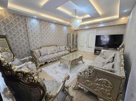 Tramvaydan Bir İçeride Park Cehpeli Arakat 3+1 Daire Fırsatı !!!