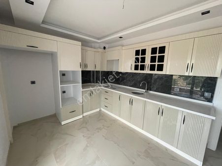 Mevsim Gayrimenkulden Ataşehir'de Satılık 2+1 Lüks Daire