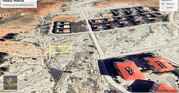 Burç Esentepe De Zırvede Satlık A2 Temiz Parsel 524 M^park Karşı