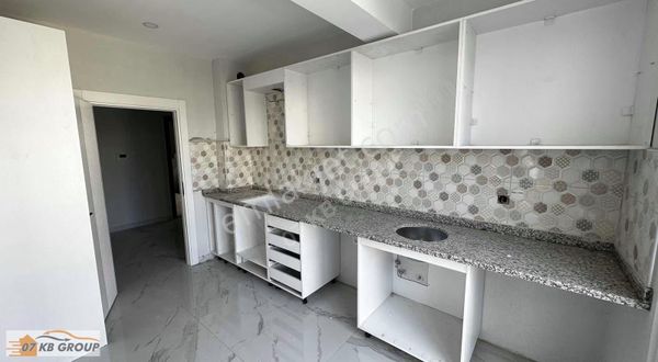 Merkezi Konumda Otoparklı 2+1 Sıfır Daire