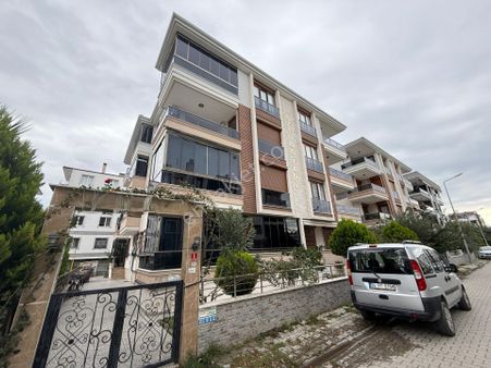 Parla'dan Altınkum Da Full Eşyalı Bahçe Kullanımlı 2+1 Daire