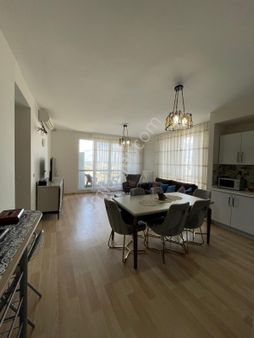 Bahçeşehir 1. Kısım'da Kaçırılmayacak Eşyalı Havuz+hamam+güvenlikli Daire