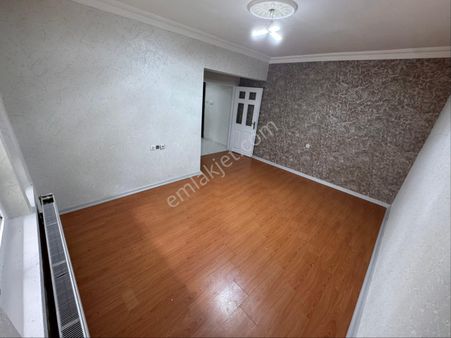 Fırsat Pars'tan Erdinç Caddesi Yanı Full Yapılı Y.giriş 2+1