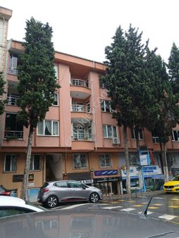 Saadetdere Metrobüs Çıkışı 3+1.satılık Daire 4.500.000.₺