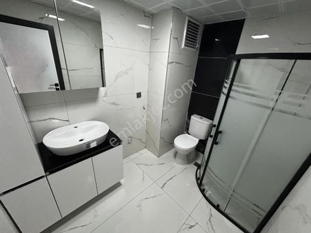 Sincan Plevne Mah 3+1 Ultra Lüks Yapılı Ara Katta Ön Cephe Daire