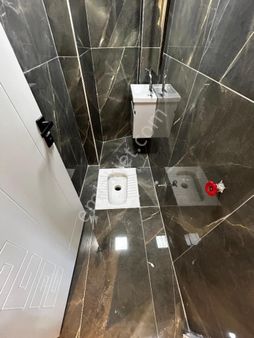 Etimesgut İstasyon Mah 3+1 Lüks Yapılı Ara Katta Bağımsız Daire