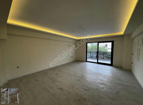 Ata Yapıdan Sıfır 160m2 Soma Asfaltı Üstünde Ön Cephe Arakat 3+1