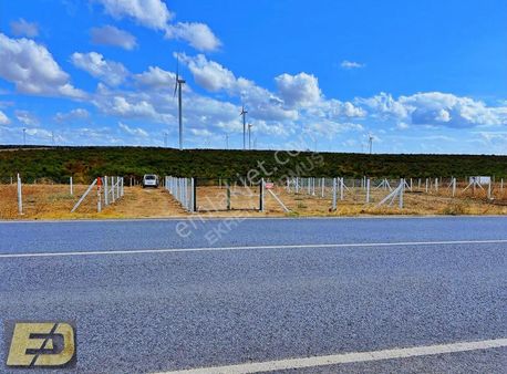 Değirmenköyde Emsallerinin Altında Ana Yola Cephe Çevrili Arsa