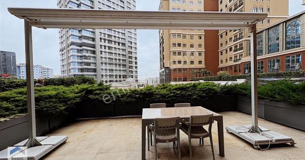 Emaar Square'de Lüks Eşyalı, Büyük Tip 2+1 Satılık Residence!