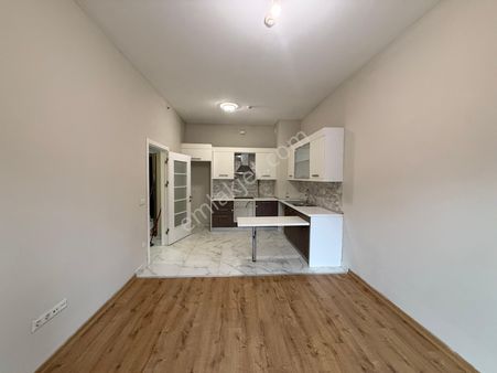 Esenler Emlak Konutlarında 2+1 94 M2 Daire Tapukur’dan