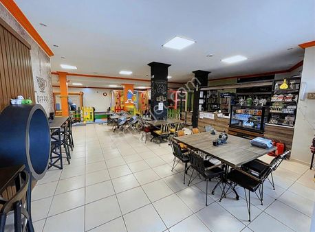 G.o.p Cad. Üzeri Satılık Net 292m2 Dükkan