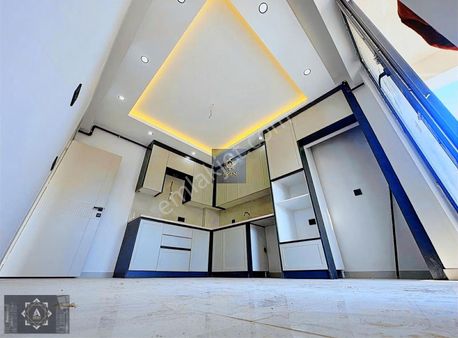 Cinkaya Petrole Yakın Cadde Üstü Manzaralı 3+1 Satılık Daireler