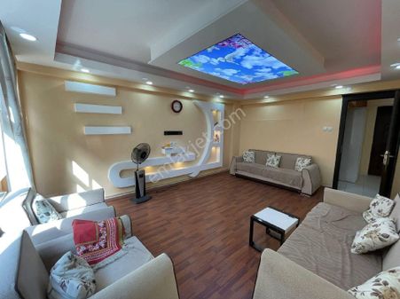 Samsun İlkadım Karadeniz Mahallesi’nde Geniş 2+1 Masrafsız Satılık Daire Tramvaya Yakın