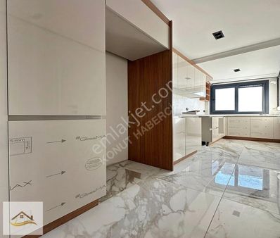 Lüks İç Dizaynlı Yüksek Kira Garantili 2+1 Arakat Daire !!!