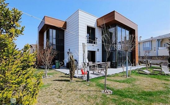 Gölbaşı İncek Bulvarına 100m 6+1 Satılık Müstakil Villa