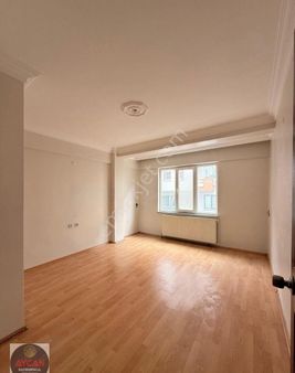 Aycan Gayrimenkulden Onyedi Eylülde Kiralık 3+1 Geniş Daire