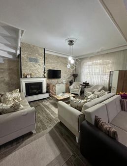 Silivri Gümüşyaka Balaban Mh 4+1 250 M2 Satılık Tripleks Yazlık