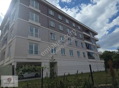 Kumbaşı Merkezinde 90 M2 3.kat Sıfır 2+1 Satılık Daire Acillll
