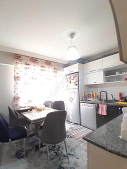 Esentepe Masal Diyarı Civarında 6 Yıllık 3+1 140m2 Satılık Daire 